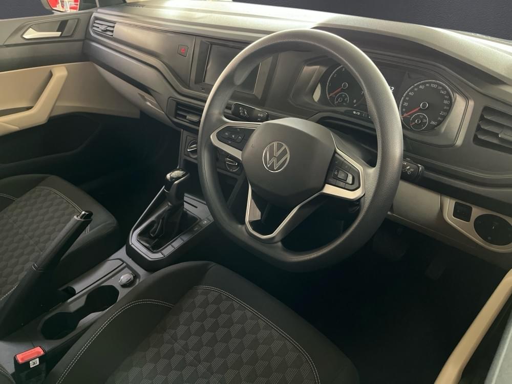 Volkswagen Polo Sedan 1.6 Tiptronic