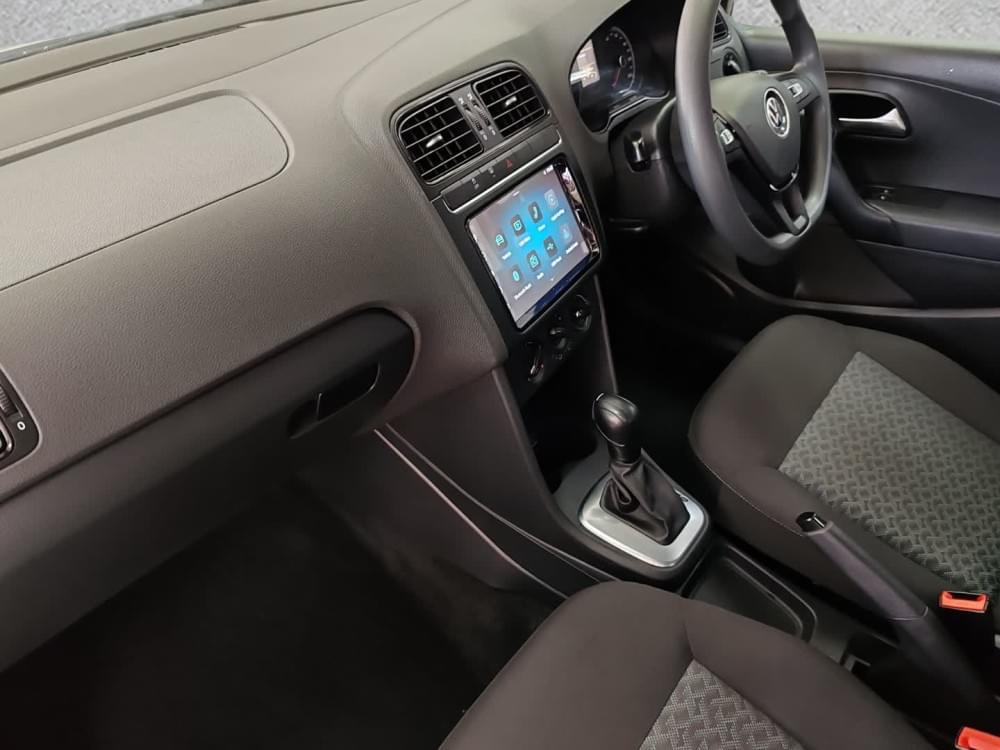 Volkswagen Polo Vivo Hatch 1.6 Life Tipt