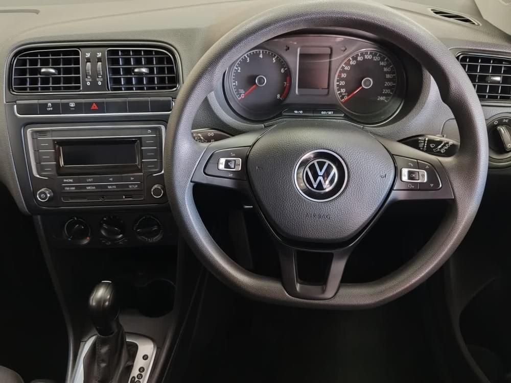 Volkswagen Polo Vivo Hatch 1.6 Comfortline Tiptronic