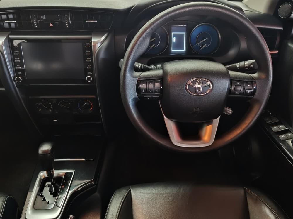 Toyota Fortuner 2.4 Gd-6 Rb 6At