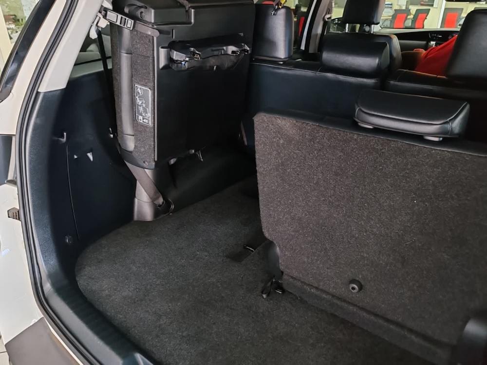 Toyota N/A 2.4 Gd-6 Rb 6At