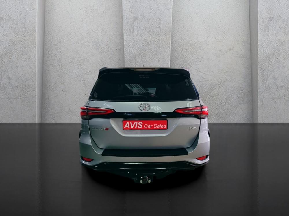 Toyota Fortuner 2.4 Gd-6 4X4 6At