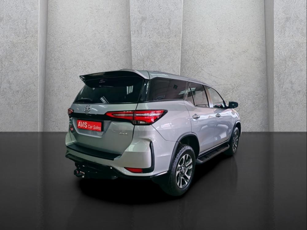 Toyota Fortuner 2.4 Gd-6 4X4 6At