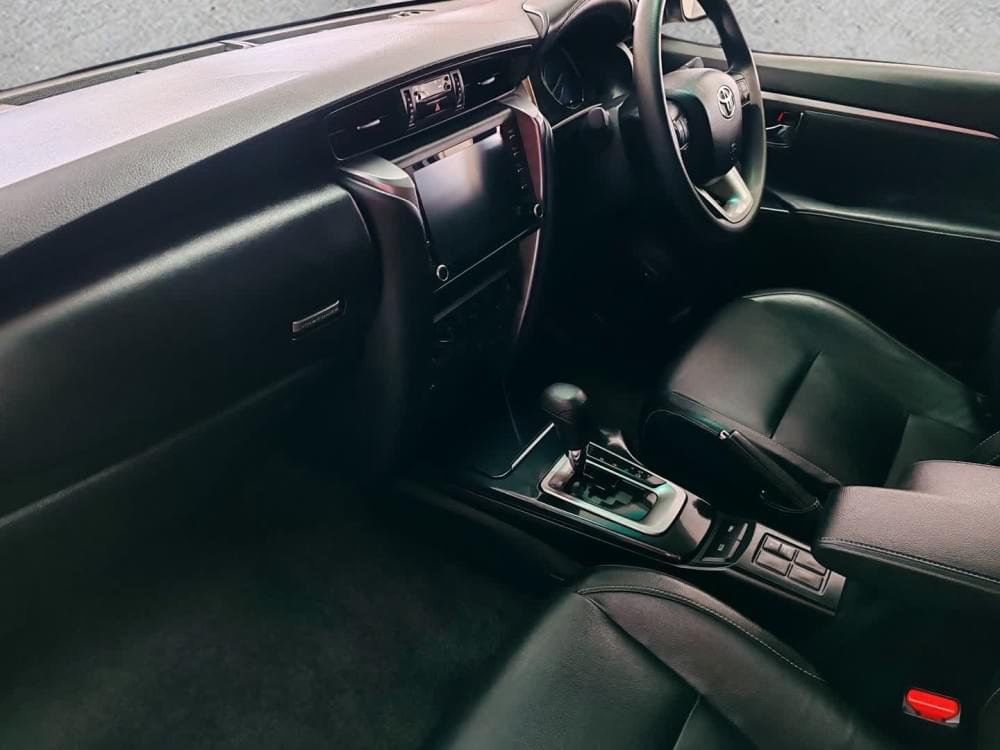 Toyota Fortuner 2.4 Gd-6 4X4 6At