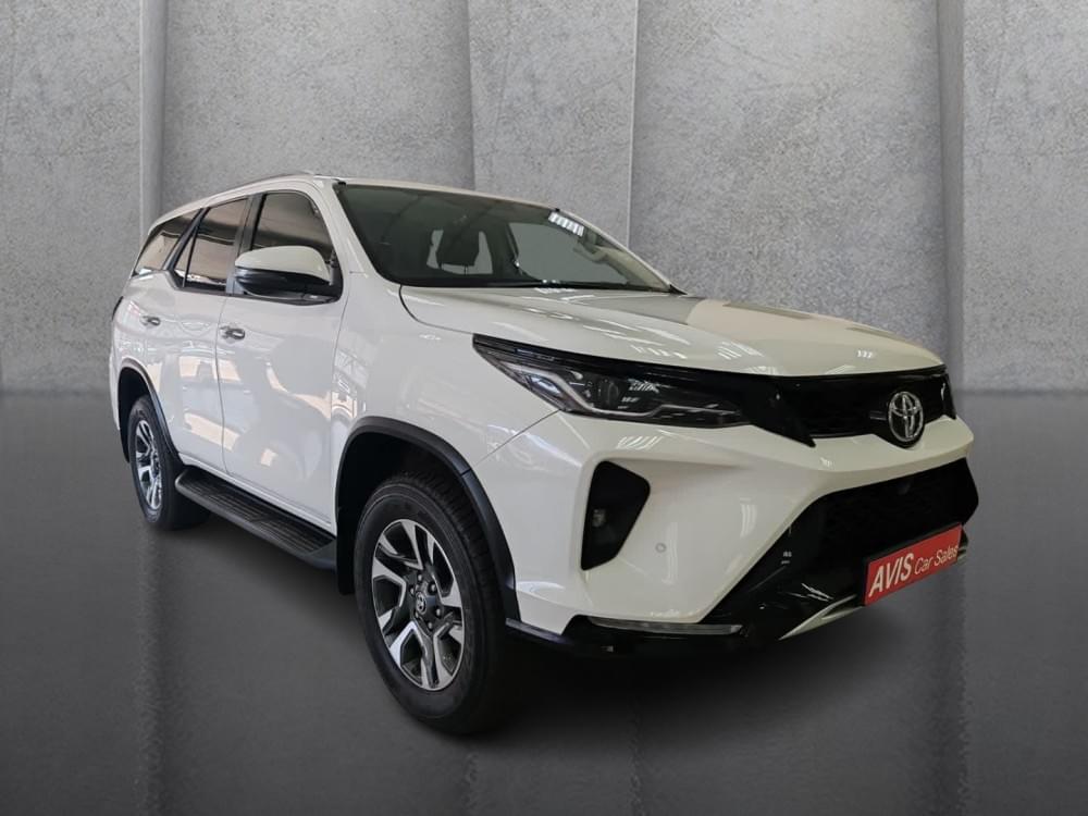 Toyota Fortuner 2.4 Gd-6 4X4 At