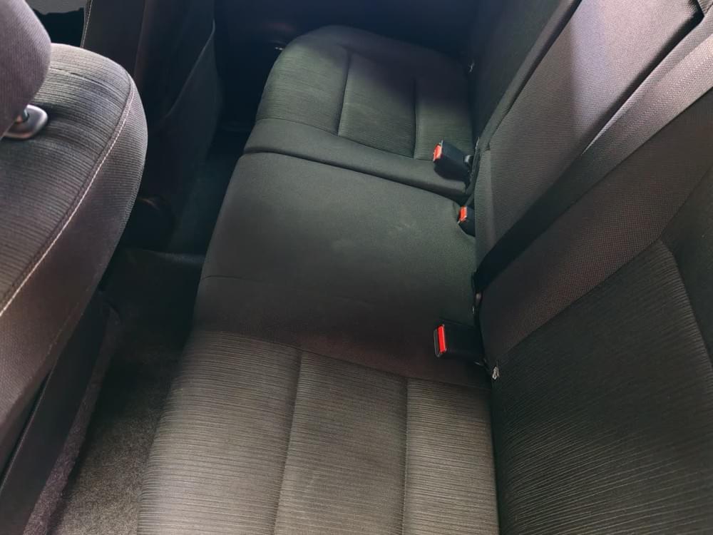 Toyota Hilux 2.4 Gd-6 Raider D Cab At