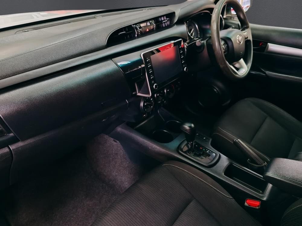 Toyota Hilux 2.4 Gd-6 Raider 4X4 At D Cab