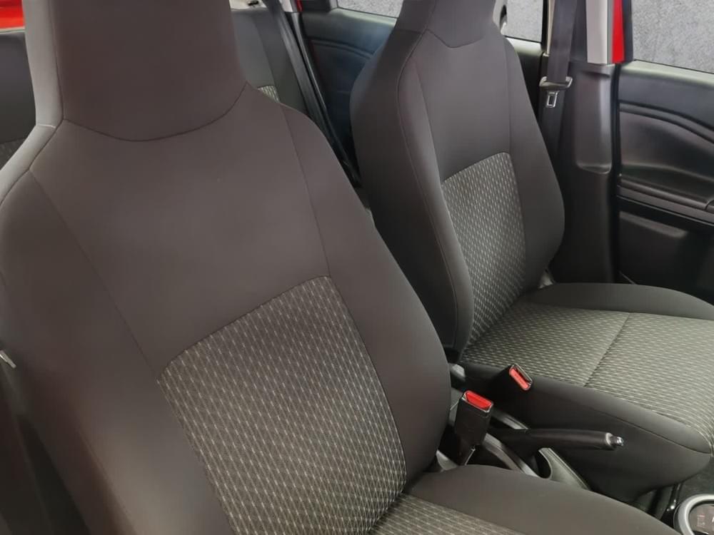 Toyota Vitz 1.0 Xr Amt