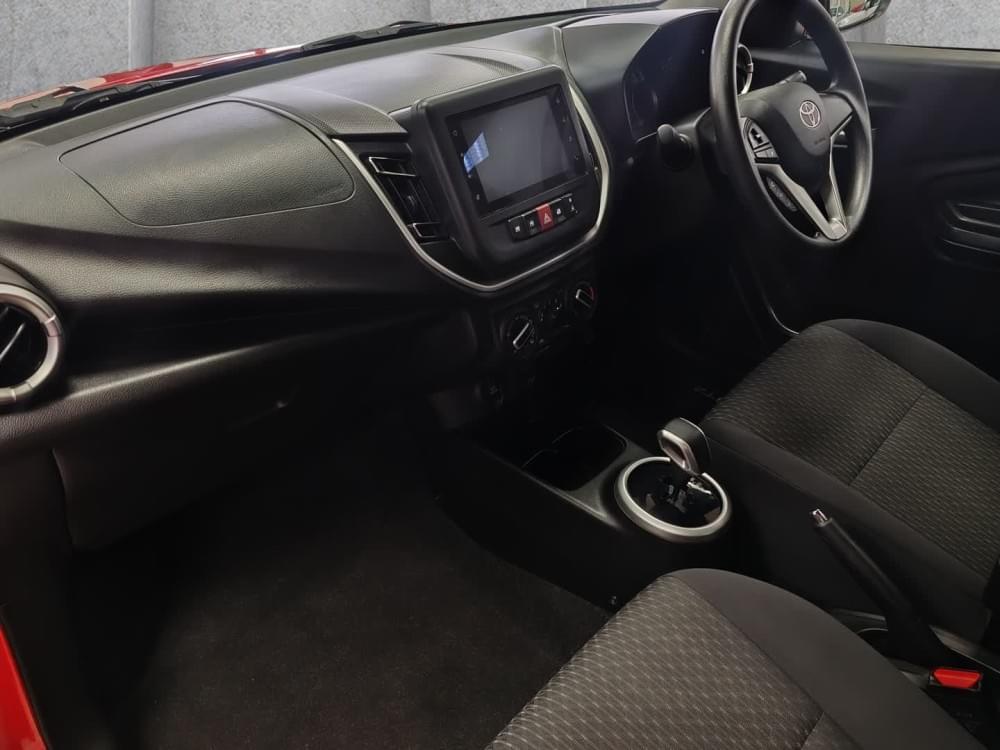 Toyota Vitz 1.0 Xr Amt