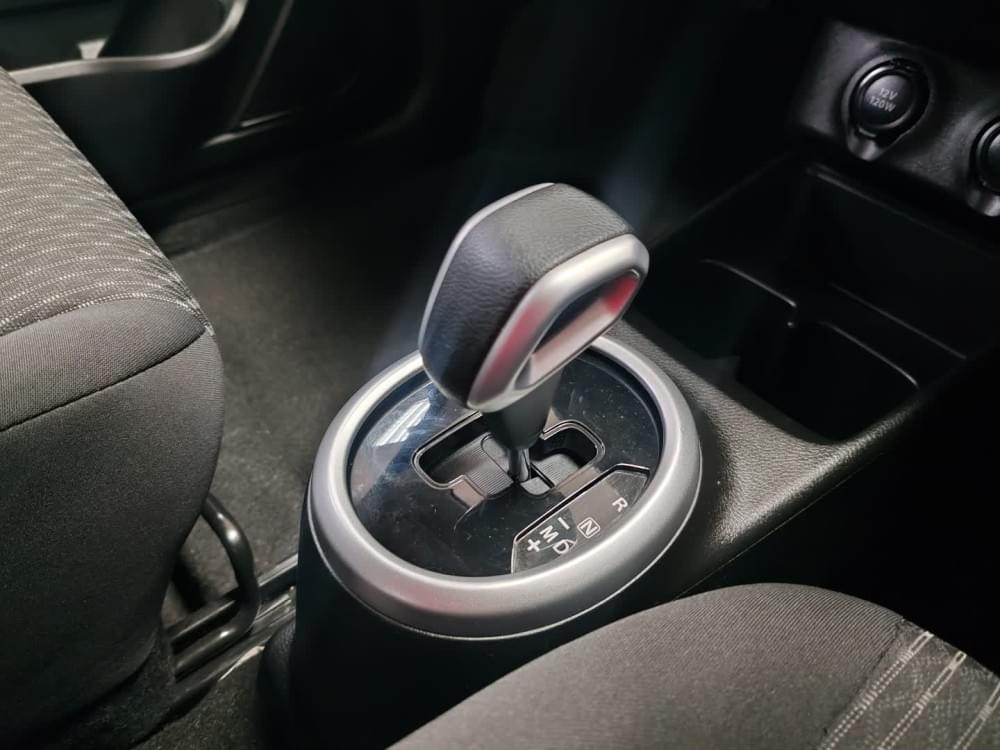 Toyota Vitz 1.0 Xr Amt