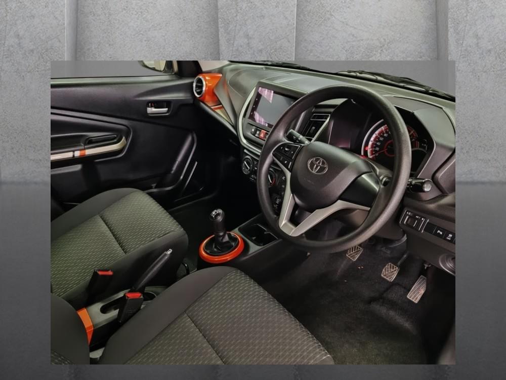 Toyota Vitz 1.0 X-Cite