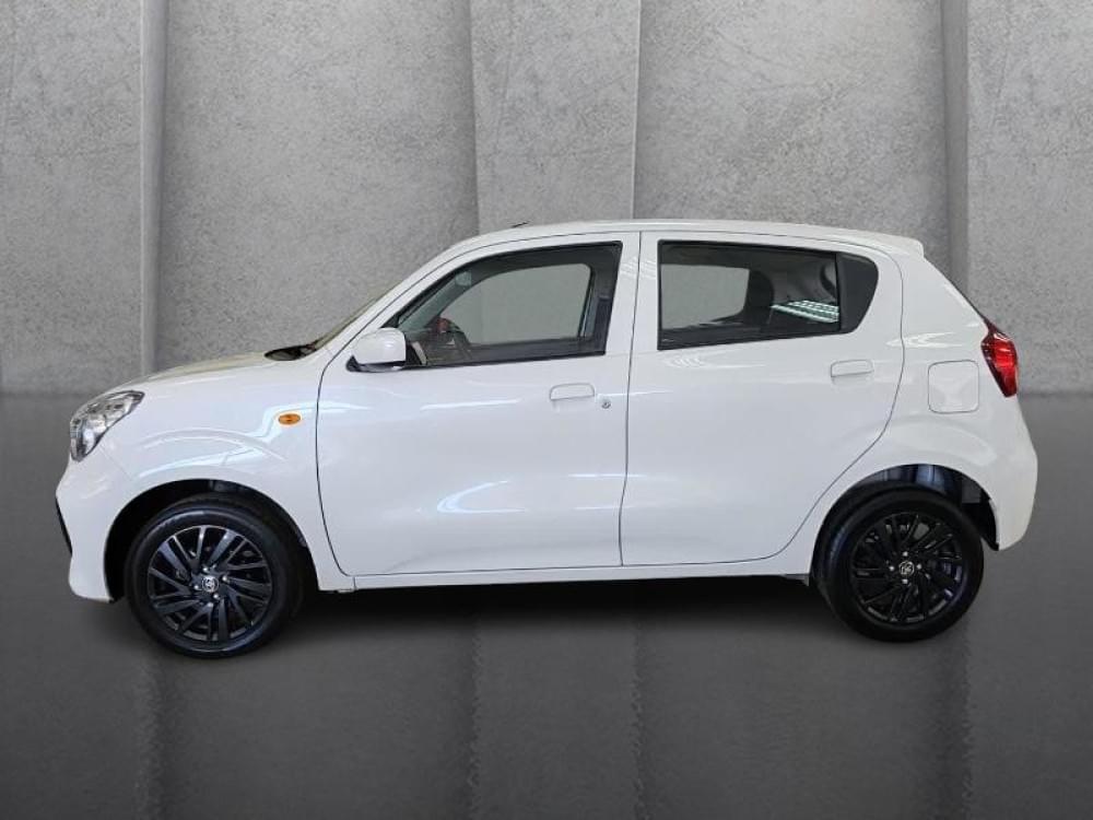 Toyota Vitz 1.0 Xr Amt