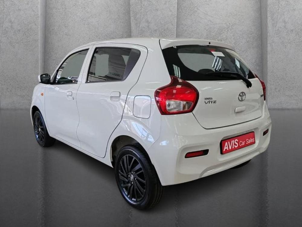 Toyota Vitz 1.0 Xr Amt