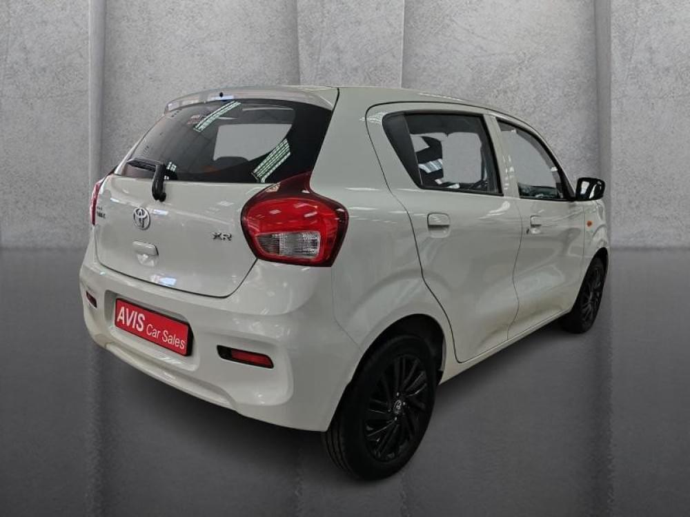 Toyota Vitz 1.0 Xr Amt
