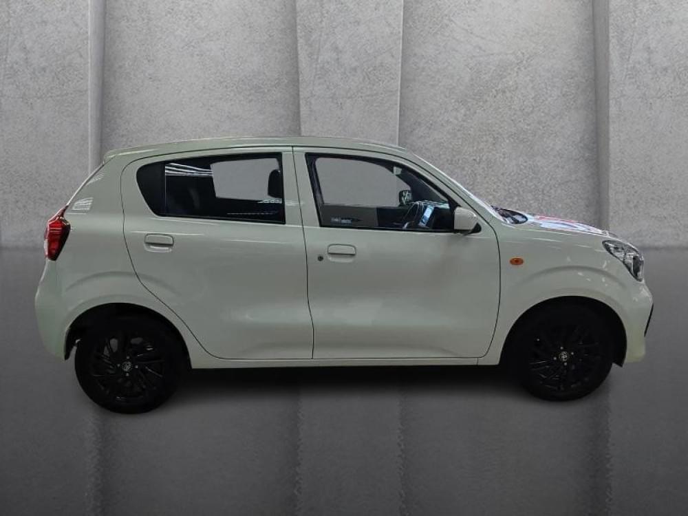 Toyota Vitz 1.0 Xr Amt
