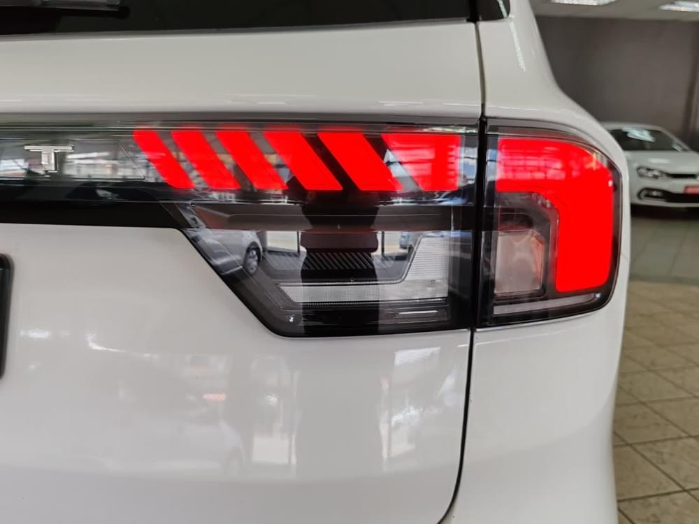 Ford Everest 2.0 Xlt 4X2 At