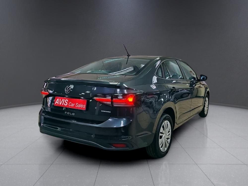 Volkswagen Polo Sedan 1.6 Base