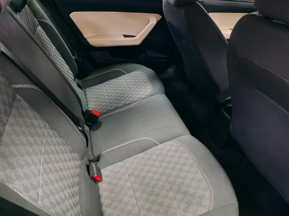 Volkswagen Polo Sedan 1.6 Base