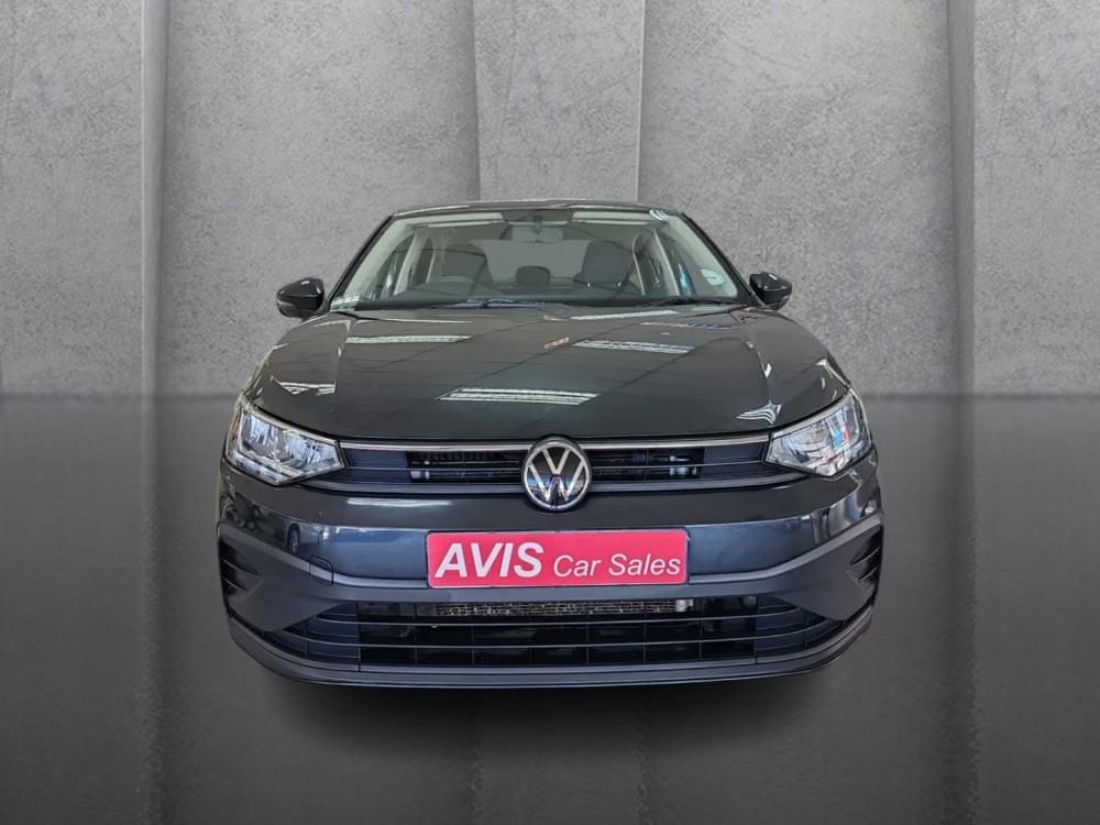 Volkswagen Polo Sedan 1.6 Base