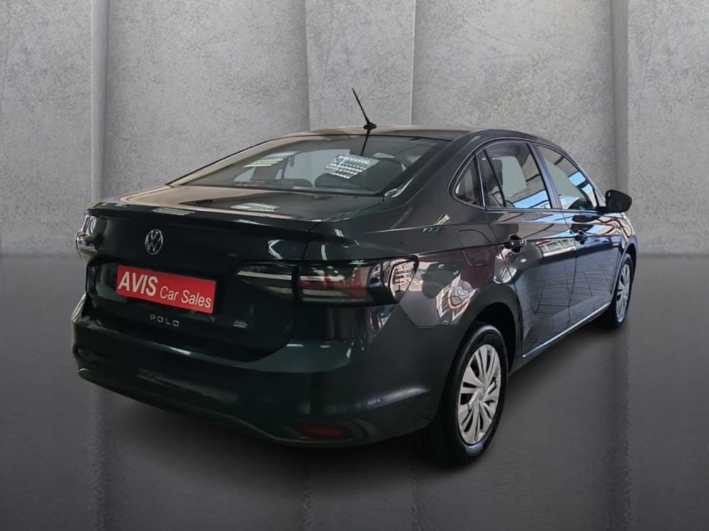 Volkswagen Polo Sedan 1.6 Base