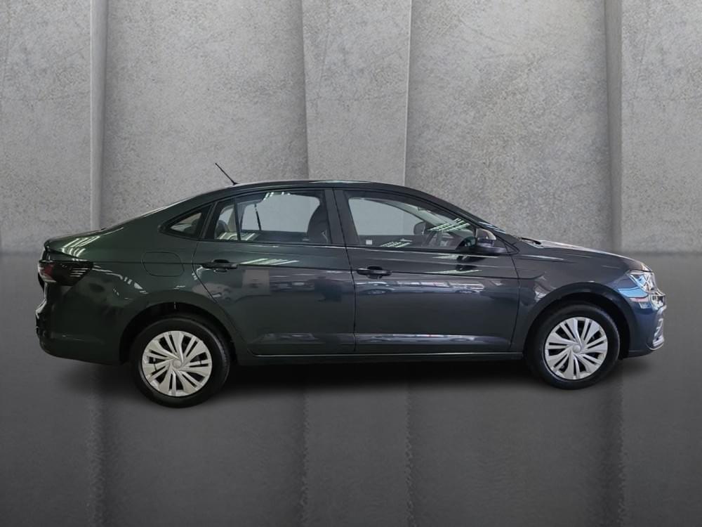 Volkswagen Polo Sedan 1.6 Base