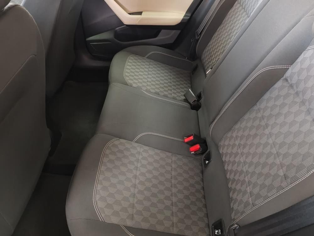 Volkswagen Polo Sedan 1.6 Base