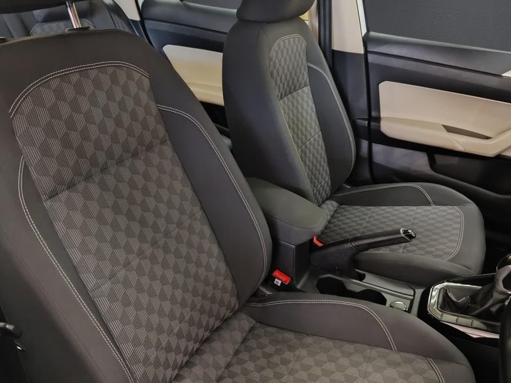 Volkswagen Polo Sedan 1.6 Tiptronic