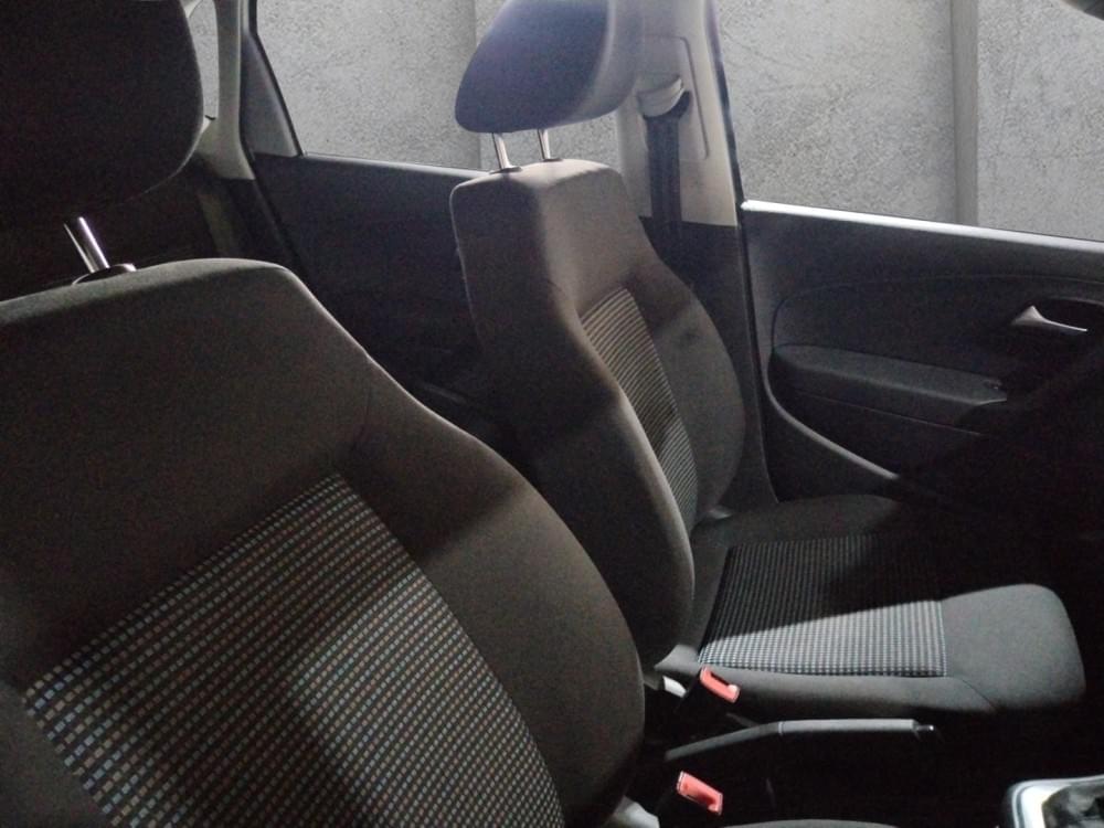 Volkswagen Polo Vivo Hatch 1.6 Comfortline Tiptronic