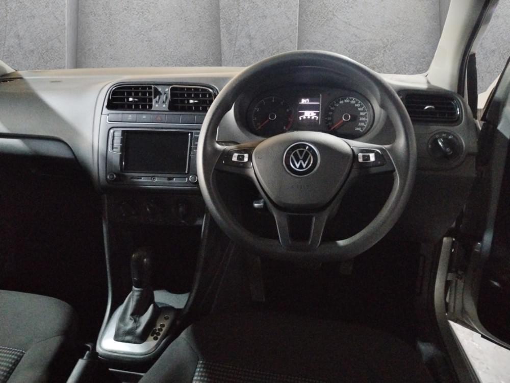 Volkswagen Polo Vivo Hatch 1.6 Comfortline Tiptronic