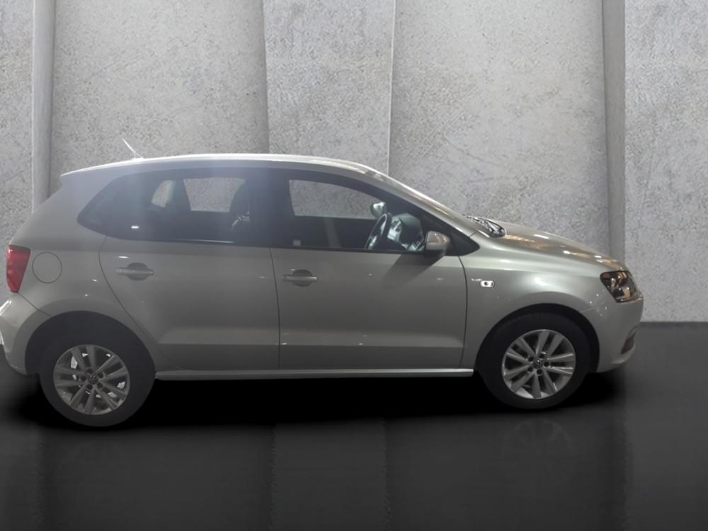 Volkswagen Polo Vivo Hatch 1.6 Comfortline Tiptronic