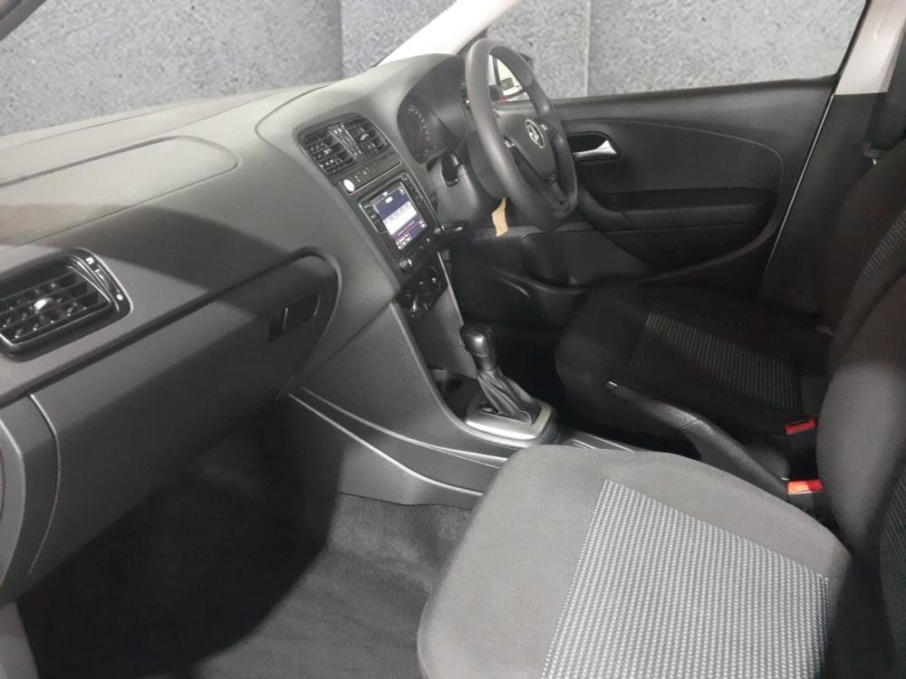 Volkswagen Polo Vivo Hatch 1.6 Comfortline Tiptronic