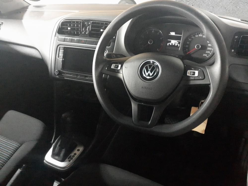 Volkswagen Polo Vivo Hatch 1.6 Comfortline Tiptronic