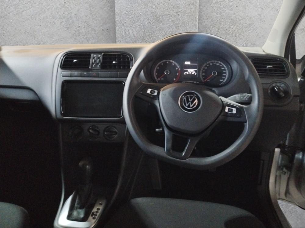 Volkswagen Polo Vivo Hatch 1.6 Life Tipt