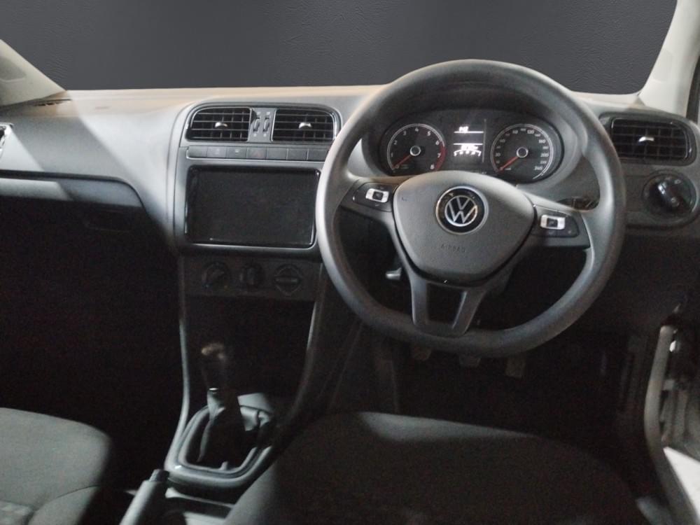 Volkswagen Polo Vivo Hatch 1.6 Comfortline Tiptronic