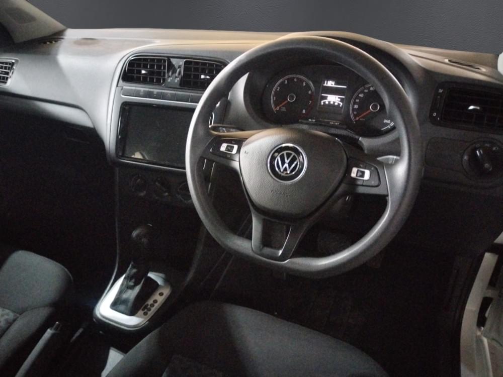 Volkswagen Polo Vivo Hatch 1.6 Life Tipt