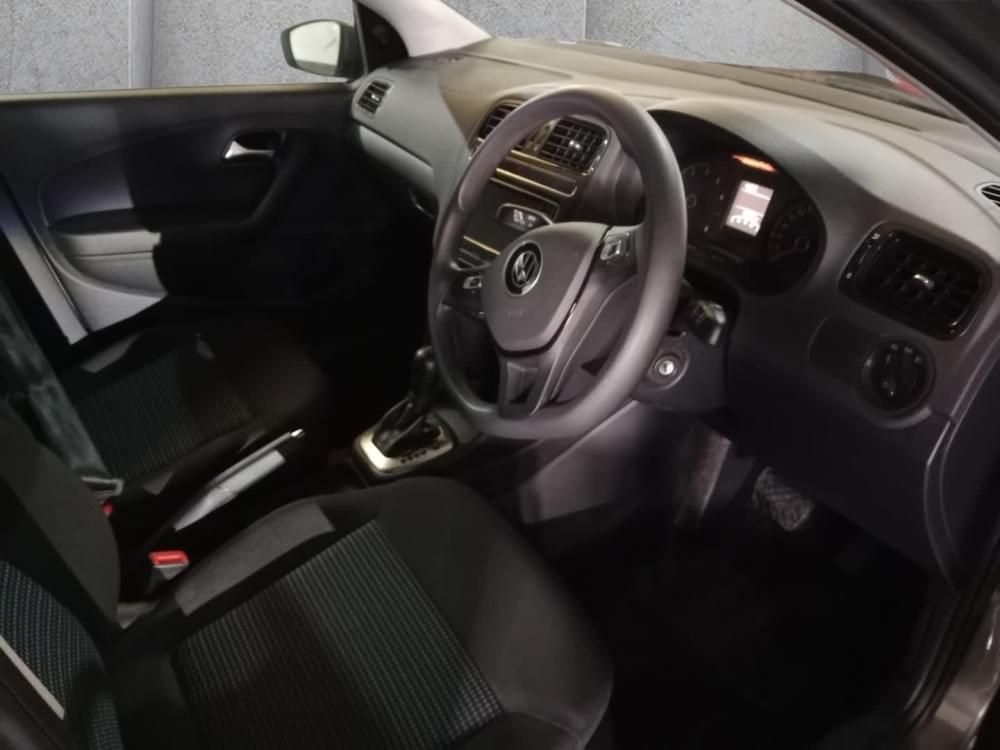 Volkswagen Polo Vivo Hatch 1.6 Comfortline Tiptronic