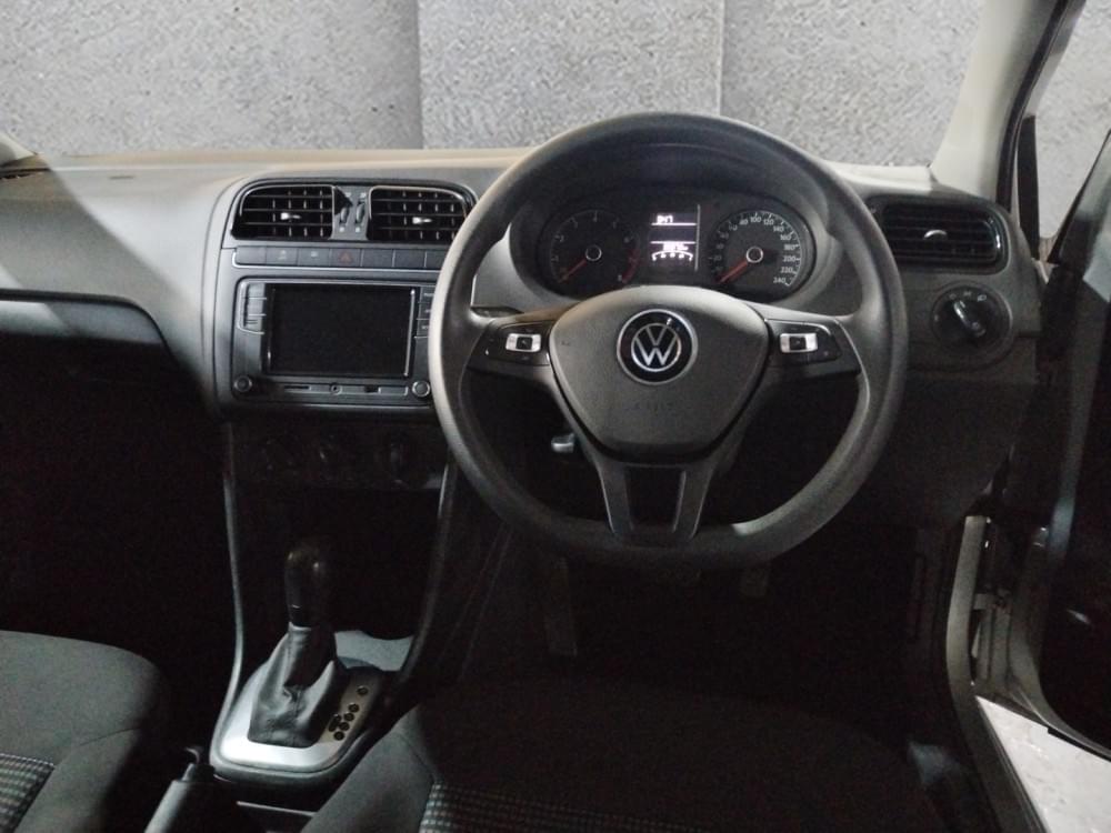 Volkswagen Polo Vivo Hatch 1.6 Comfortline Tiptronic