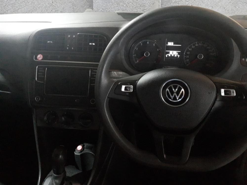 Volkswagen Polo Vivo Hatch 1.6 Comfortline Tiptronic