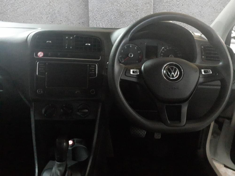 Volkswagen Polo Vivo Hatch 1.6 Comfortline Tiptronic