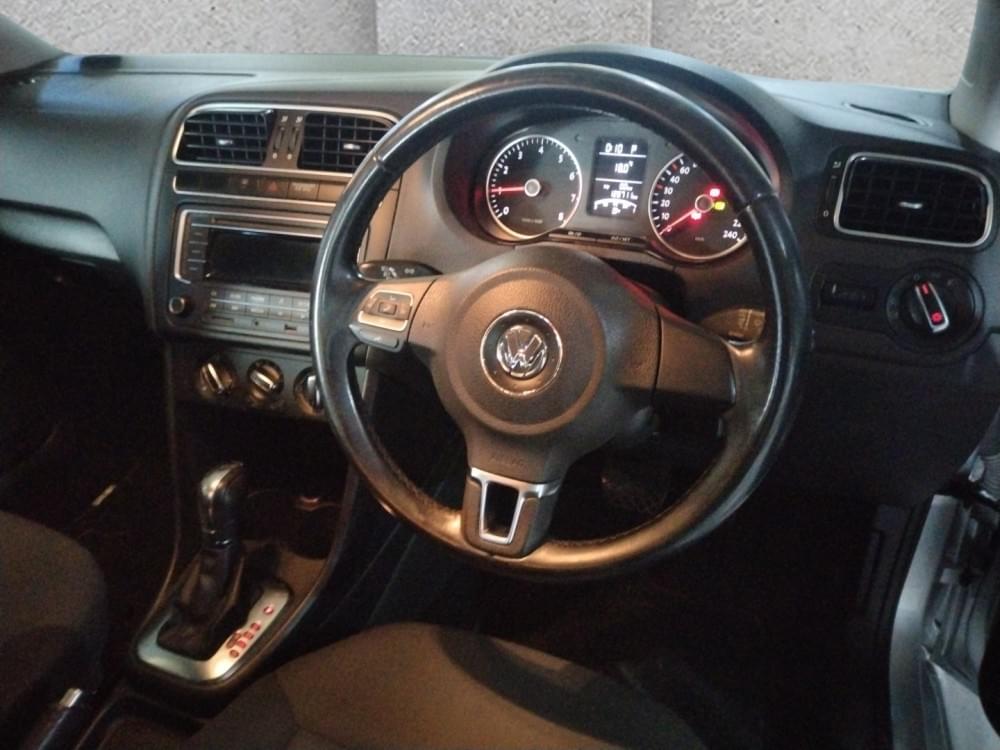 Volkswagen N/A 1.6 Comfortline Tiptronic