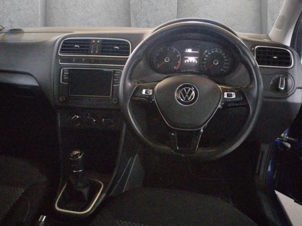 Volkswagen Polo Vivo Hatch 1.6 Highline