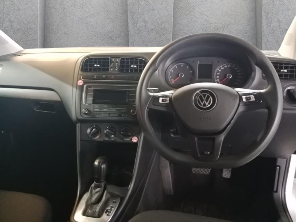 Volkswagen Polo Vivo Hatch 1.6 Comfortline Tiptronic