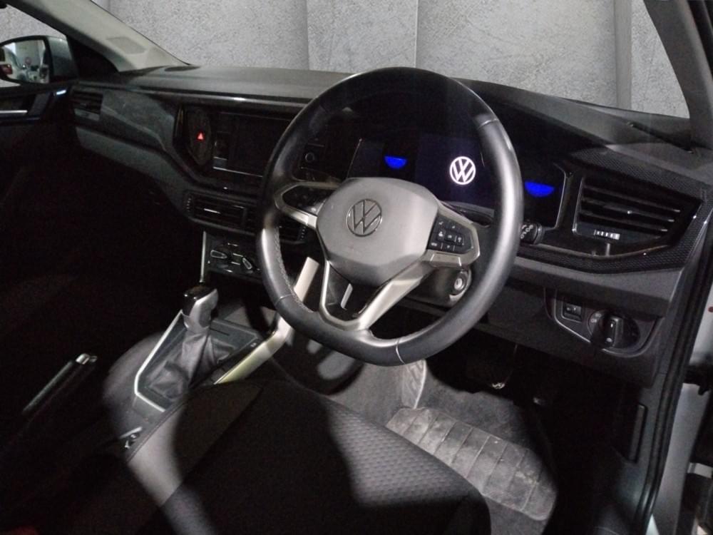 Volkswagen Polo Hatch 1.0 Tsi Life Dsg