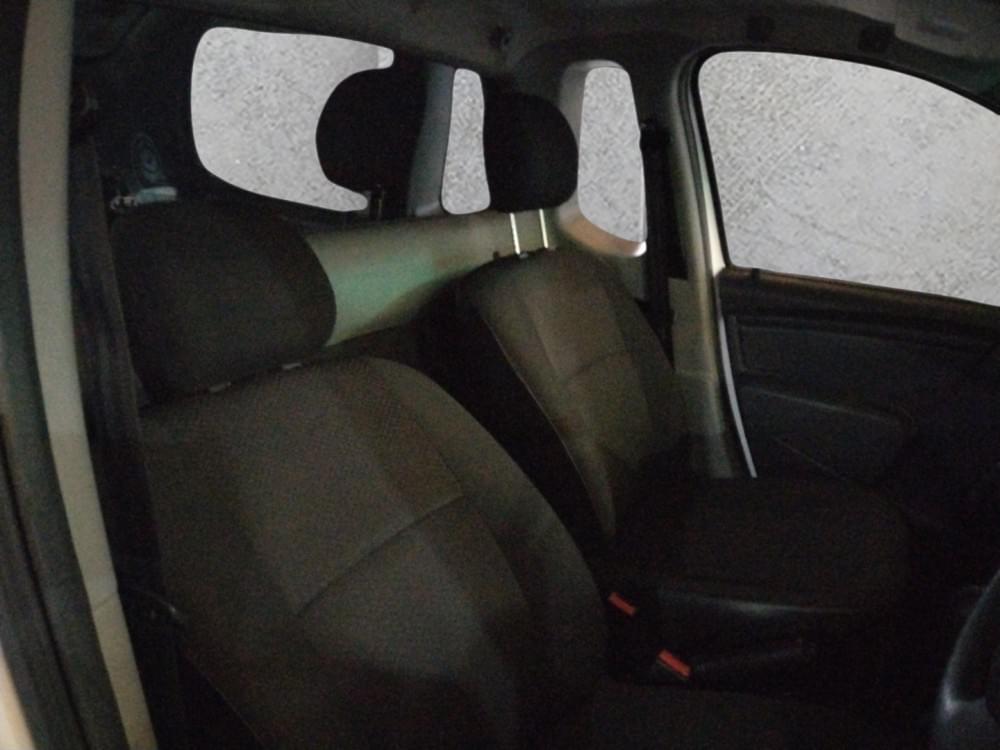 Nissan Np200 1.6 8V Base + Ac Safety