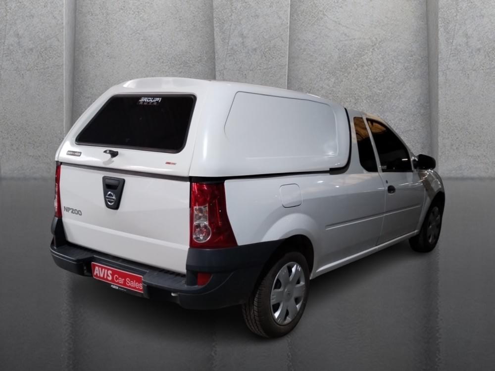 Nissan Np200 1.6 8V Ac Safety Pack