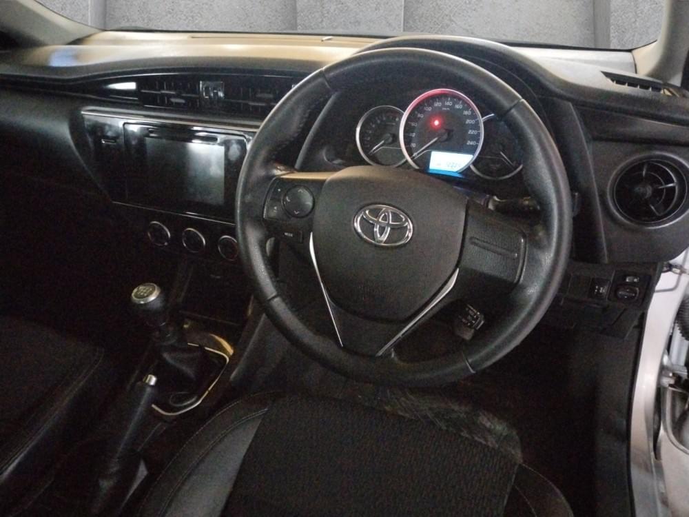 Toyota Corolla Quest Quest Prestige