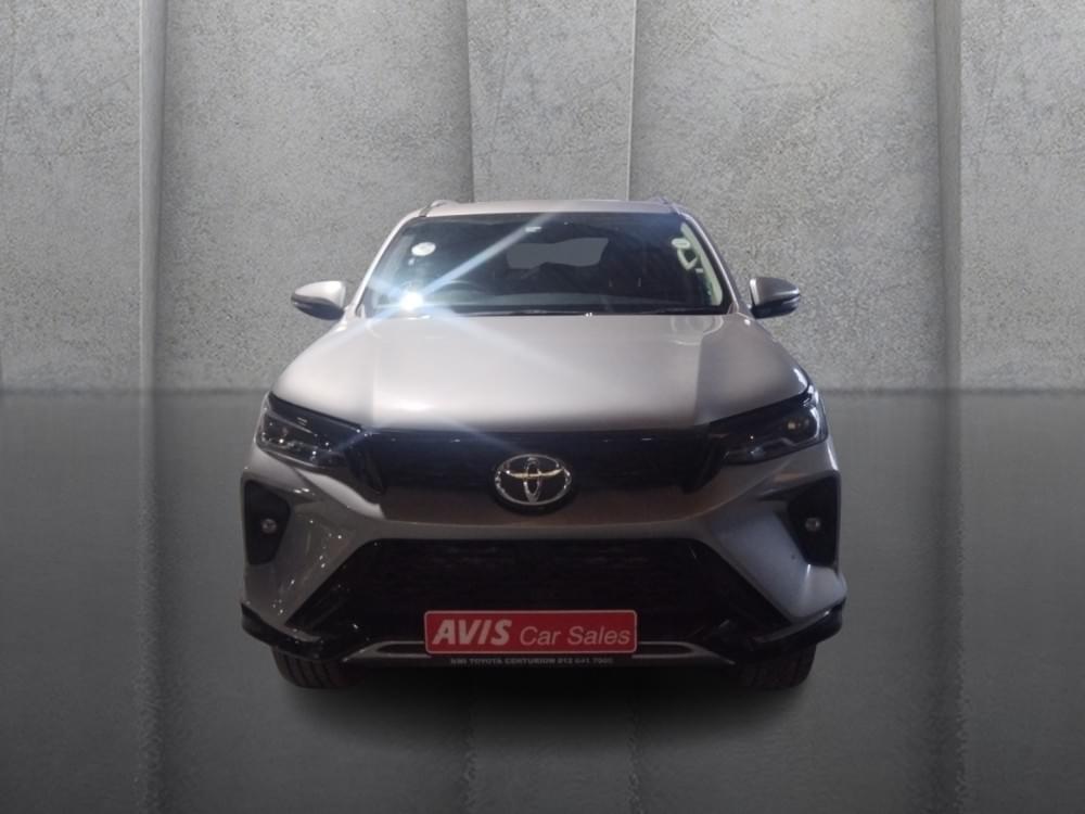 Toyota Fortuner 2.4 Gd-6 Rb At