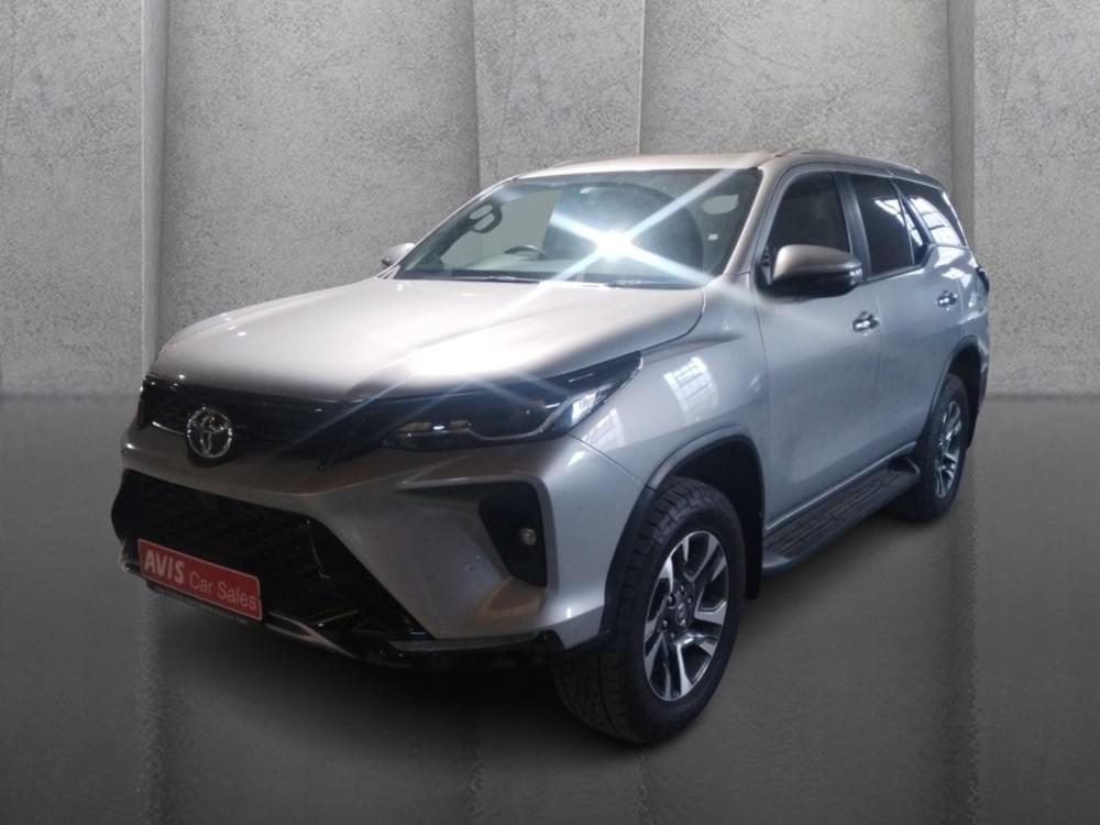 Toyota Fortuner 2.4 Gd-6 Rb At