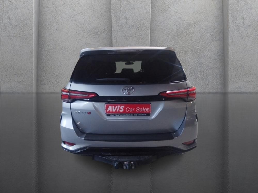 Toyota Fortuner 2.4 Gd-6 Rb At