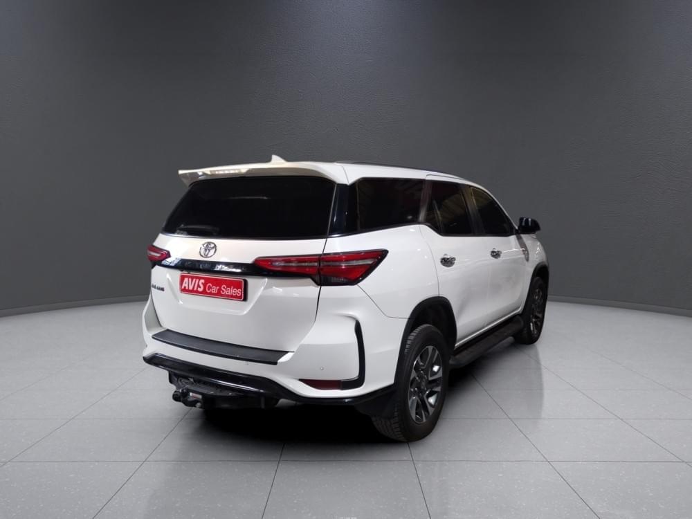 Toyota Fortuner 2.4 Gd-6 Rb At